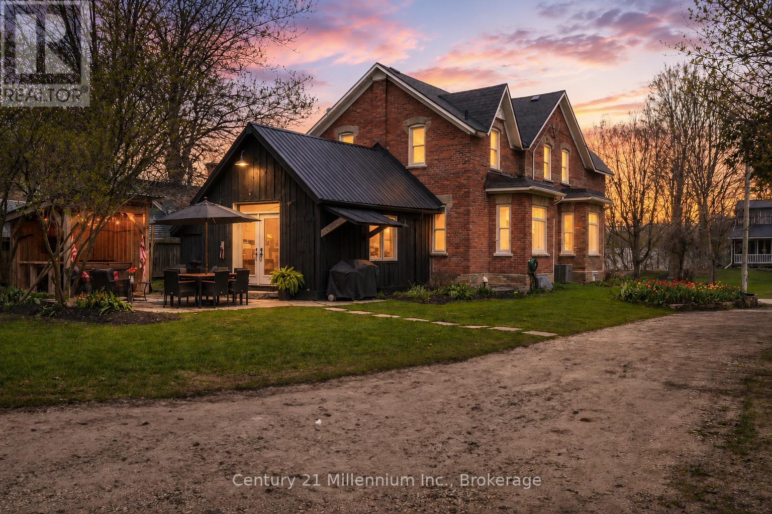 16 PETER STREET