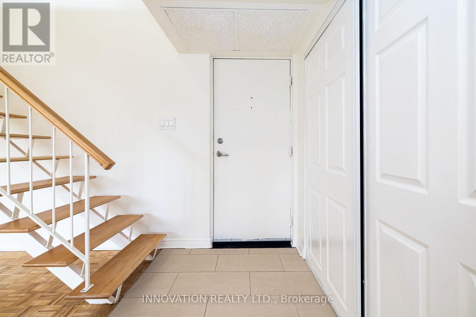 224 - 12 CORKSTOWN ROAD