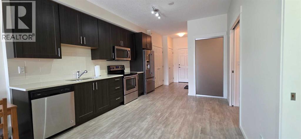 4414, 215 LEGACY Boulevard SE