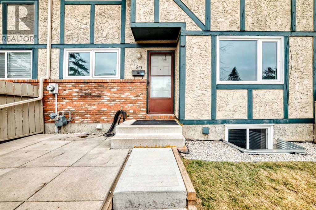 60S, 203 Lynnview Road SE