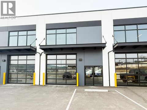 1990 Pier Mac Way Unit# 6 Kelowna BC V1V0C1