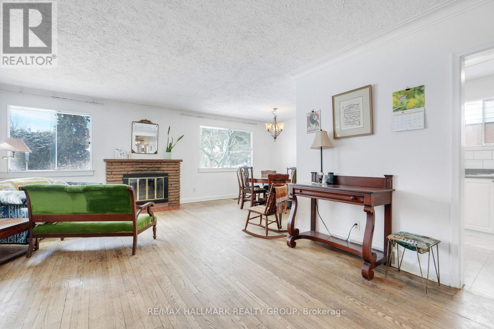 1289 EVANS BOULEVARD