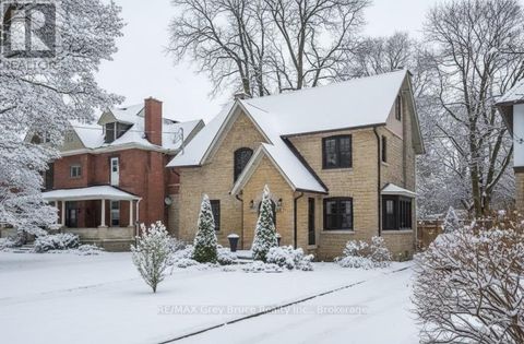 1075 4TH AVENUE W Owen Sound ON N4K4W1