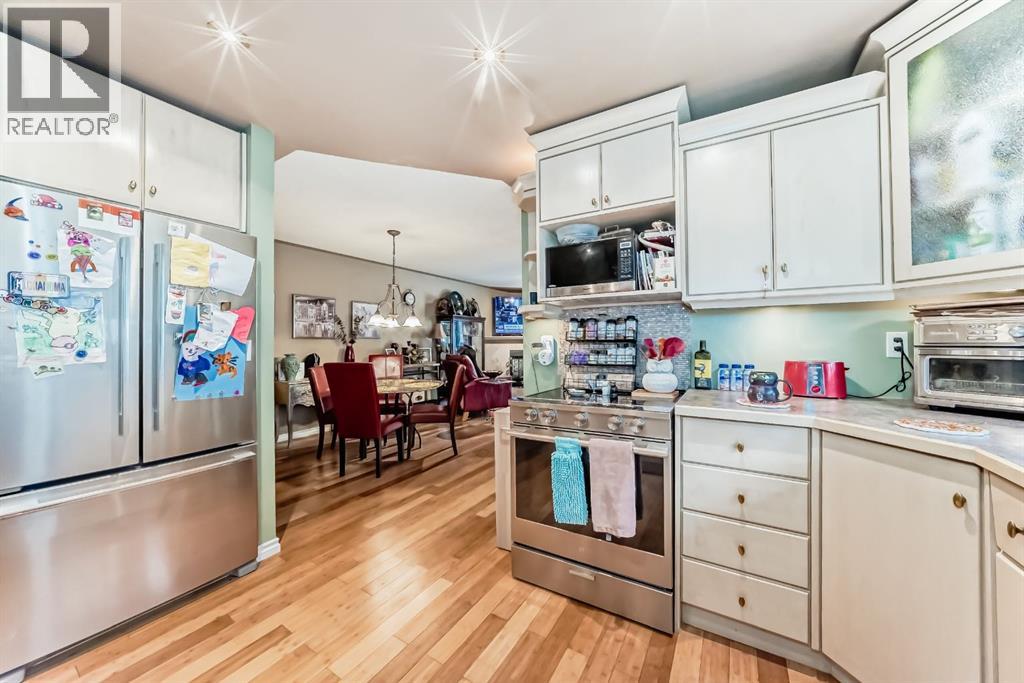 274 Templeview Way NE