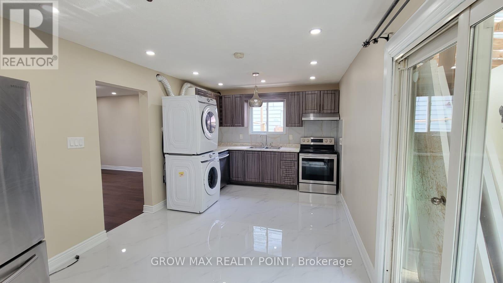 36 BRAMHALL CIRCLE