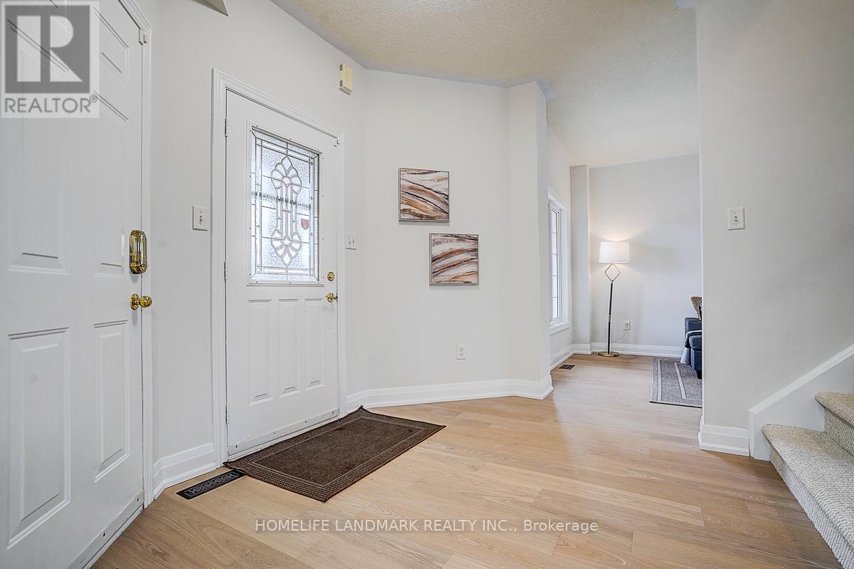 20 JOSEPH CRESCENT
