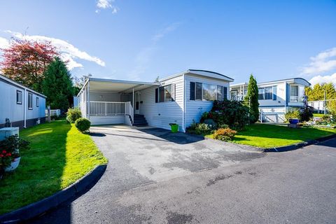 131 1840 160 STREET Surrey BC V4A4X4