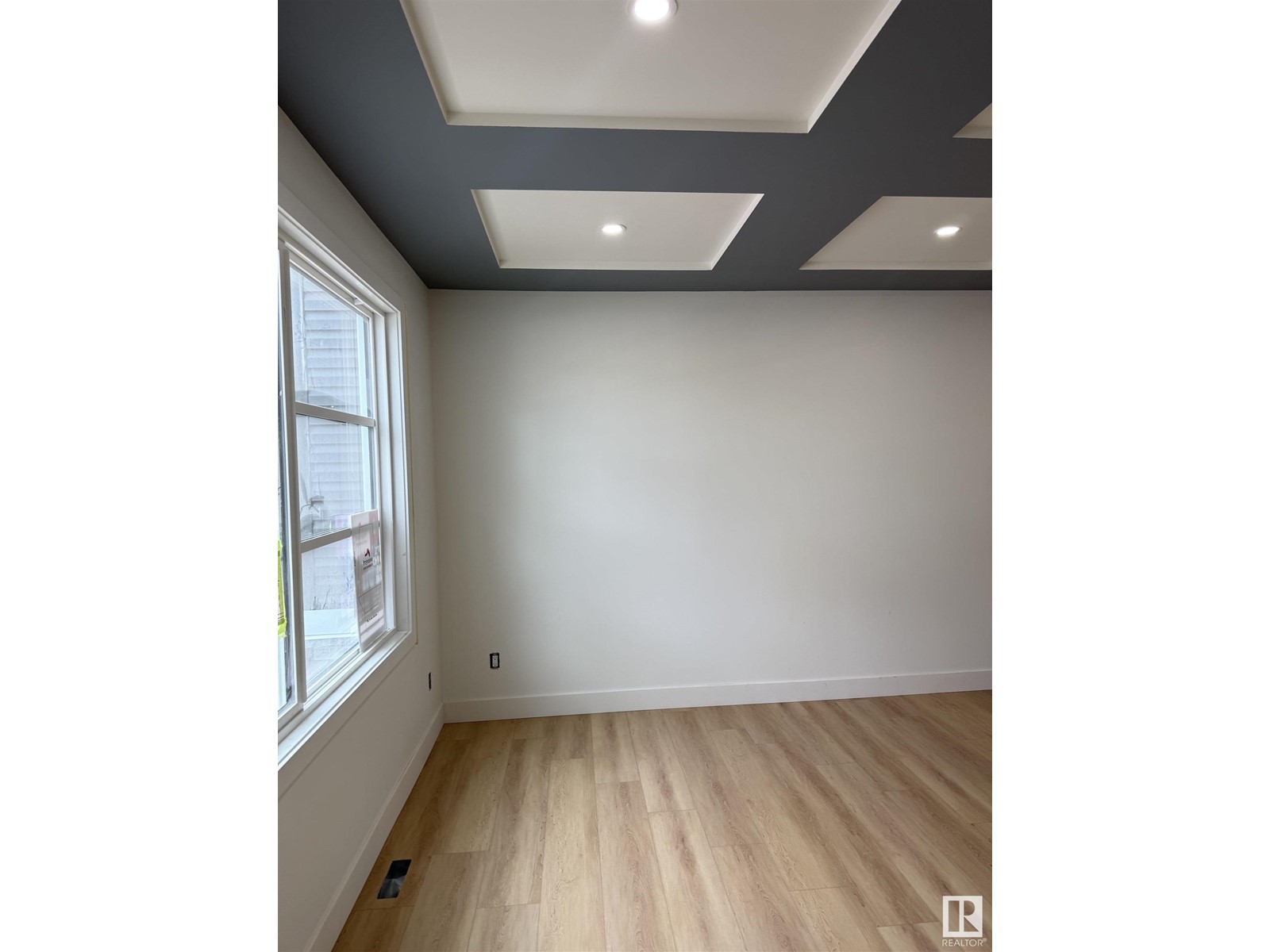 11923 123 ST NW