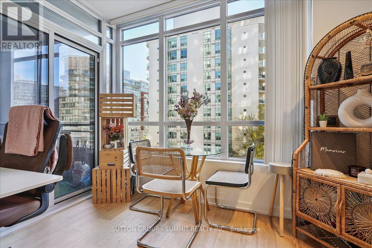 515 - 38 DAN LECKIE WAY