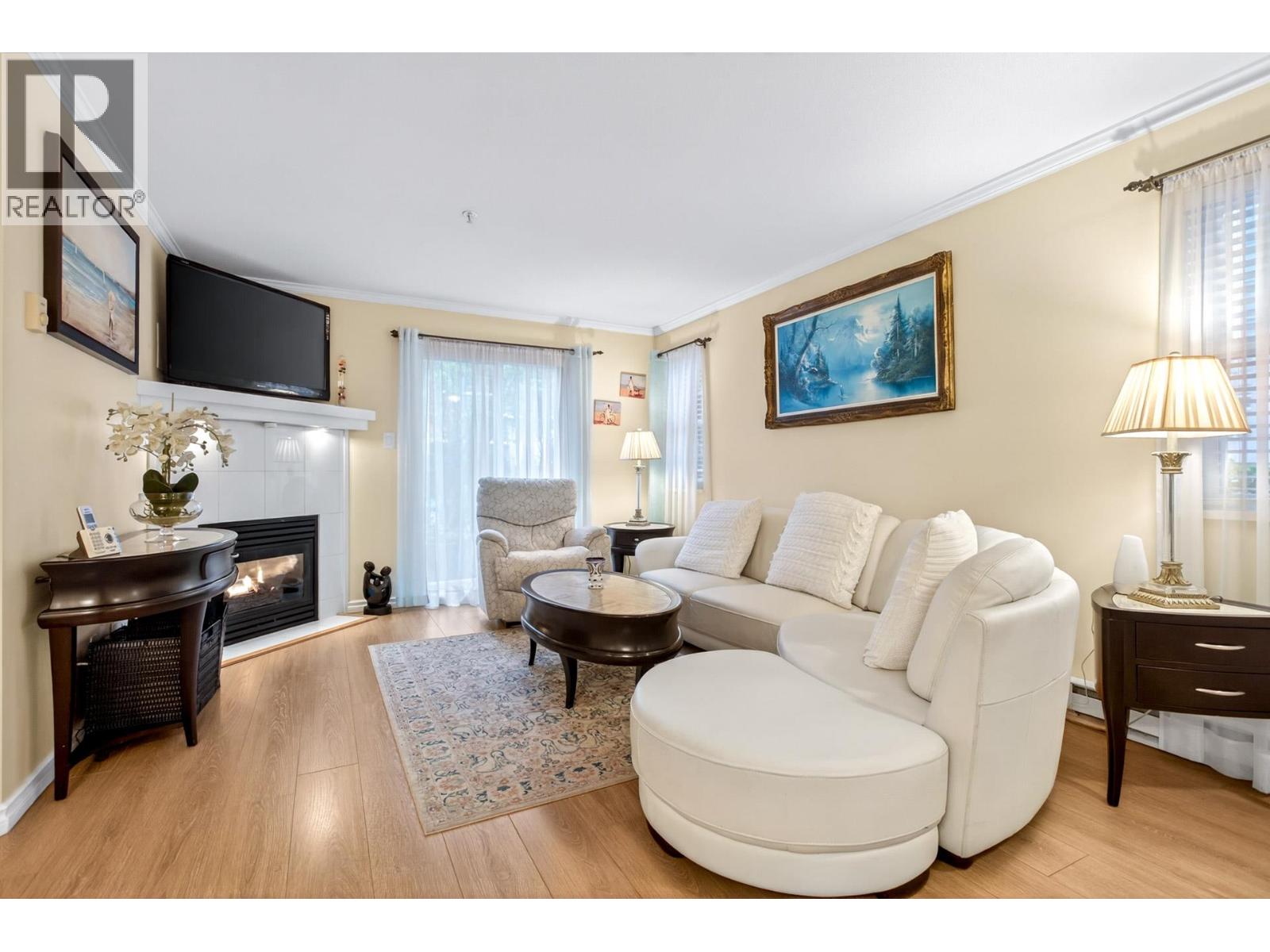 1 123 SEVENTH STREET