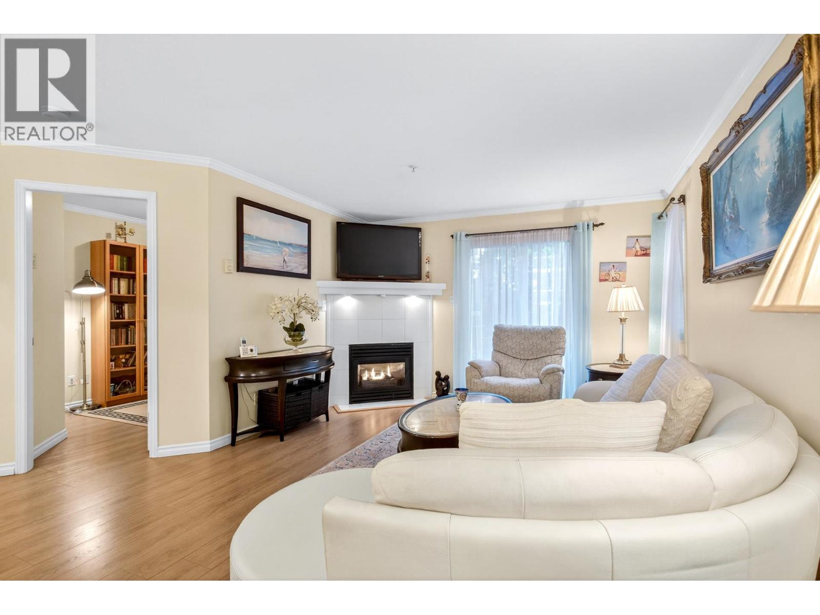 1 123 SEVENTH STREET