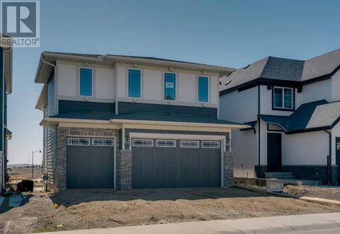 243 Marina Grove SE Calgary AB T3M3J4