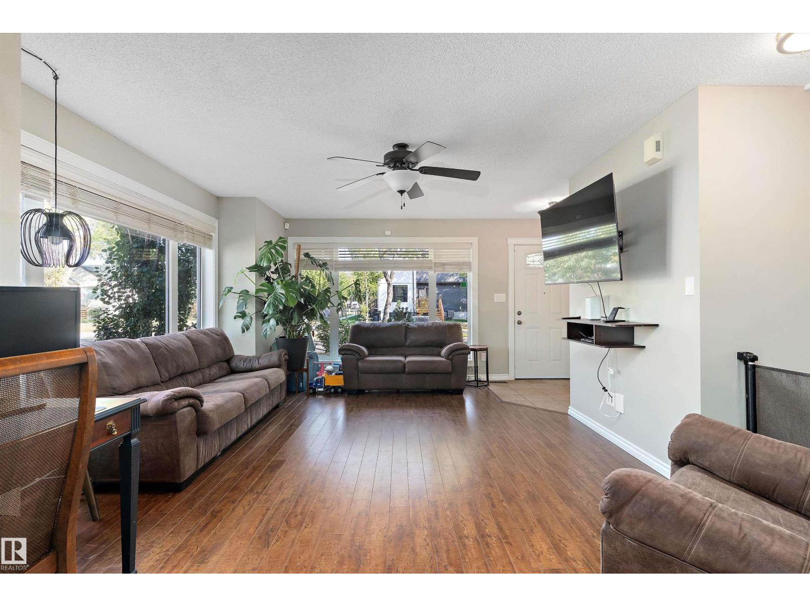 11846 125 ST NW