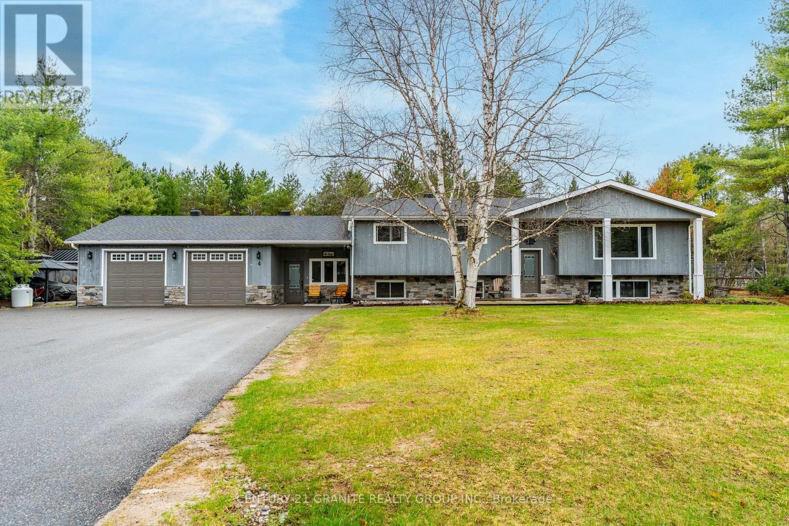 4 AIRVIEW DRIVE