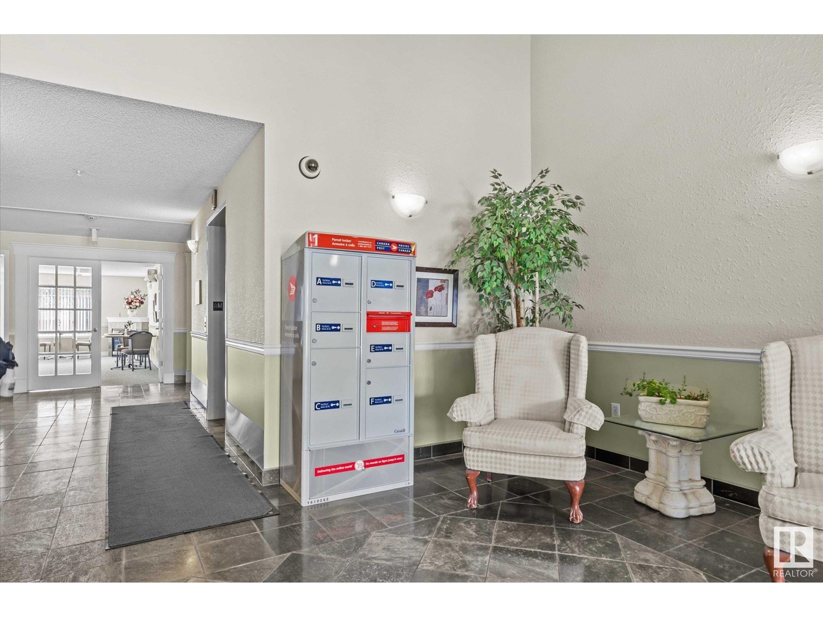 #110 2420 108 ST NW