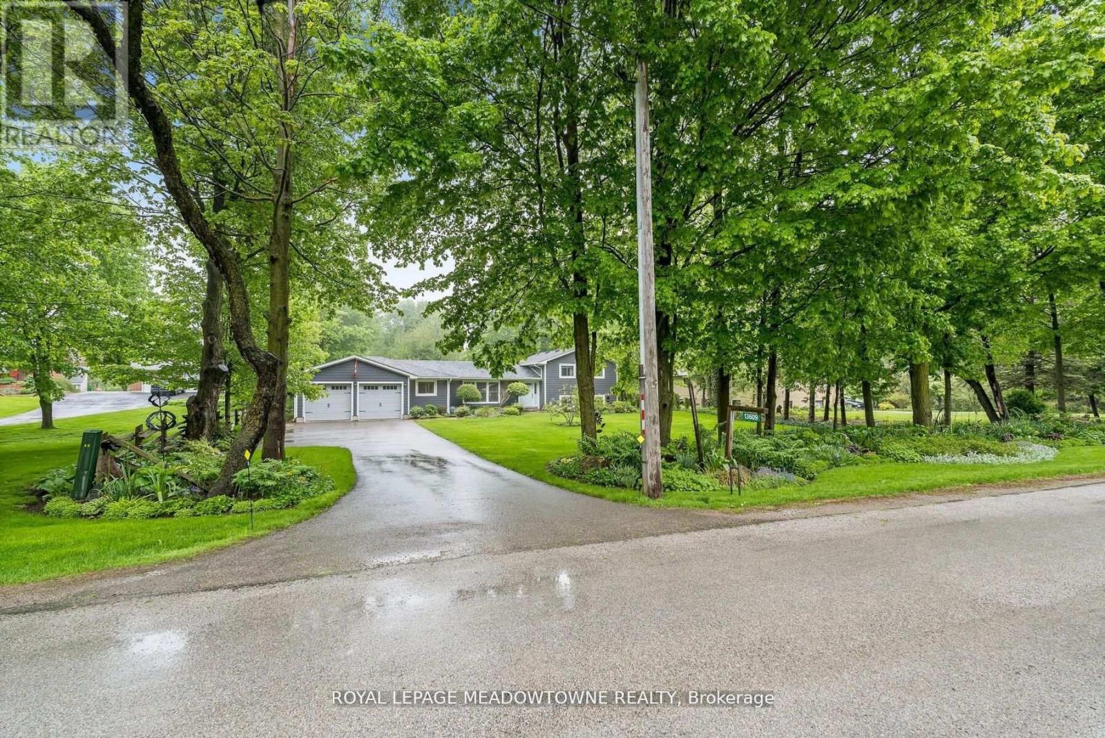 Photo 1 of 50 — 13609 SIXTH LINE, Halton Hills (Rural Halton Hills), ON L0P1H0
