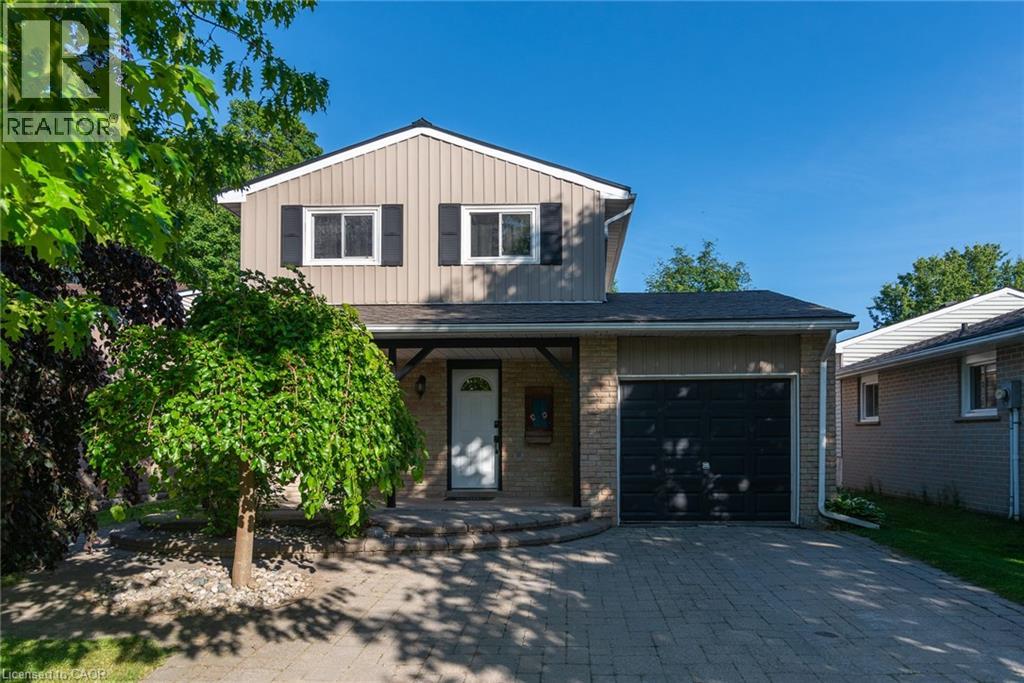 162 PARKSIDE Drive E