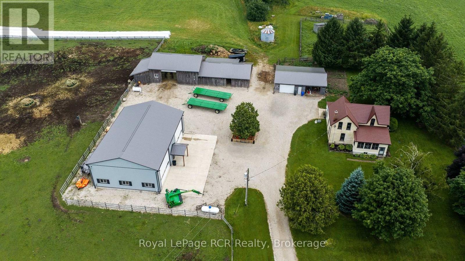 392817 SOUTHGATE SIDEROAD 39