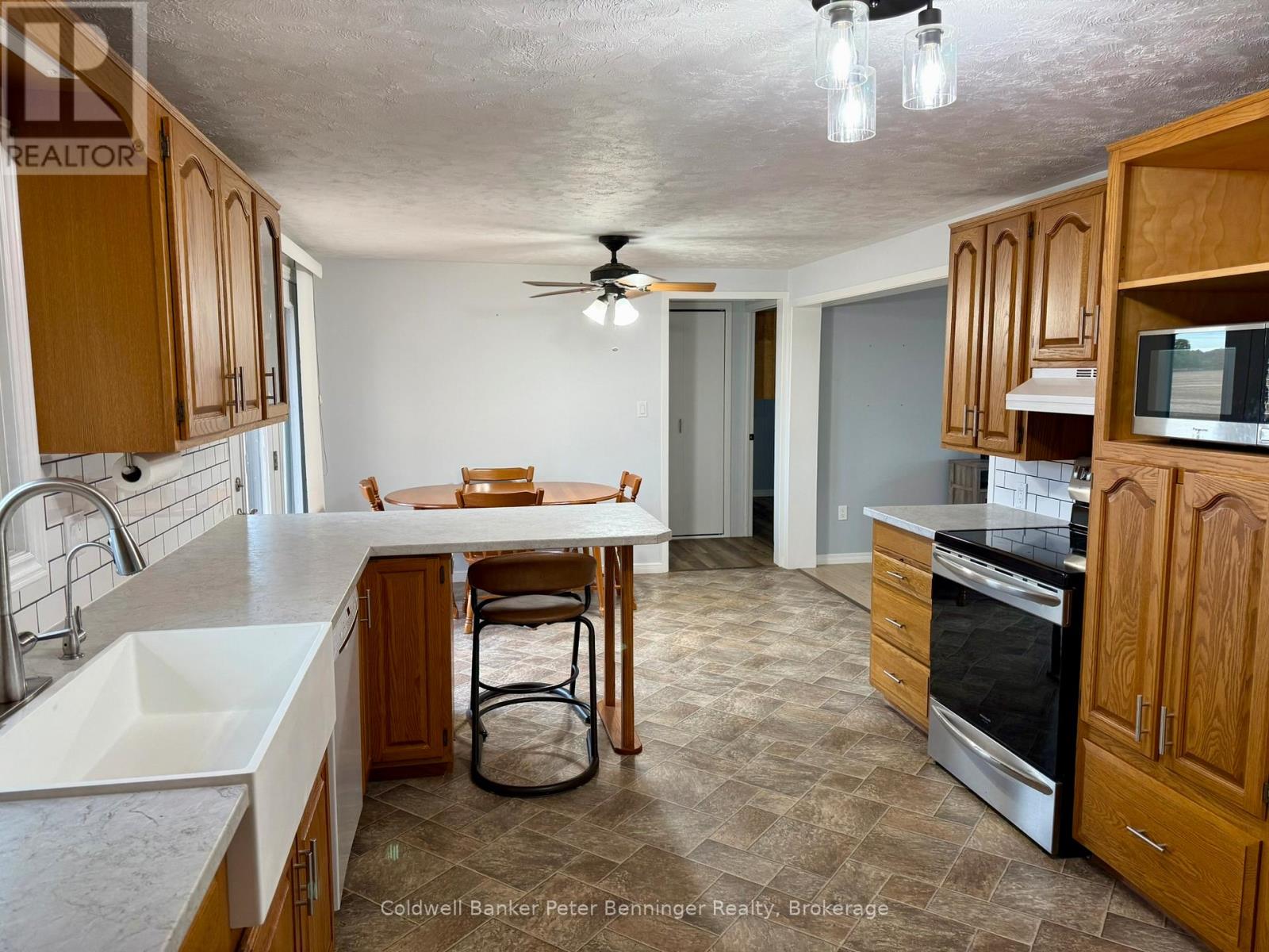 302 CONCESSION 2 NDR W