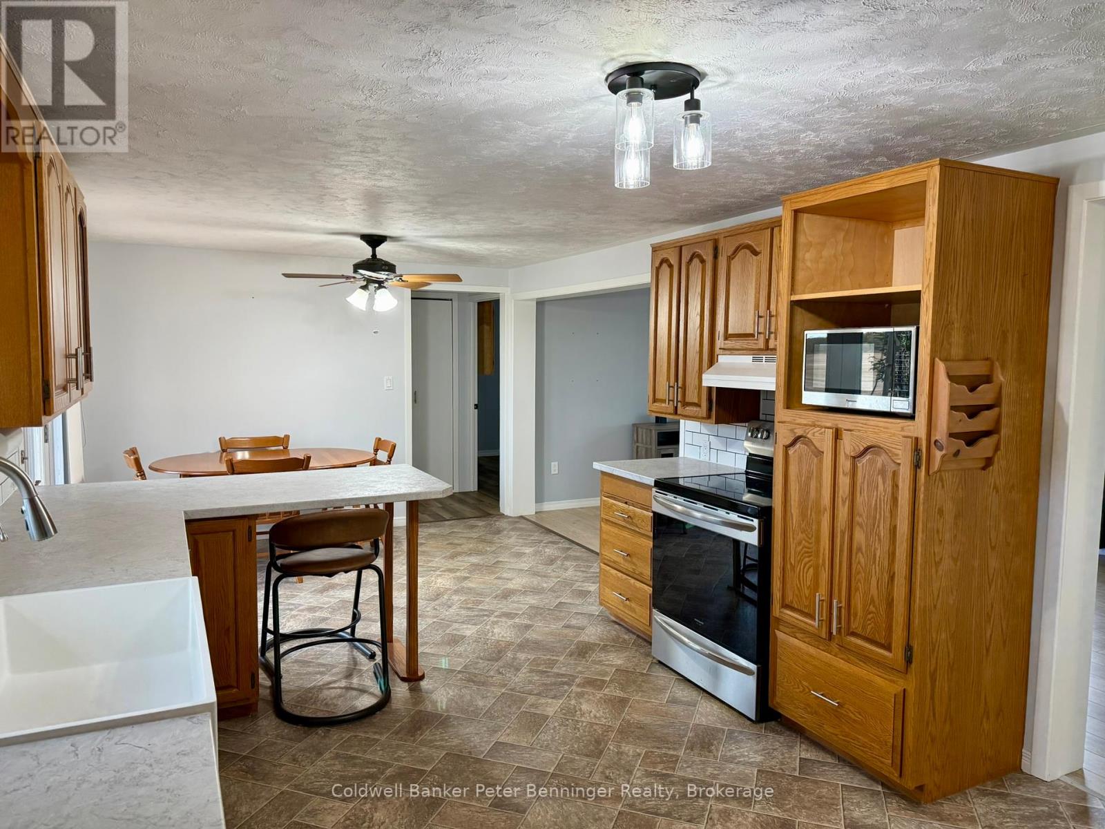 302 CONCESSION 2 NDR W