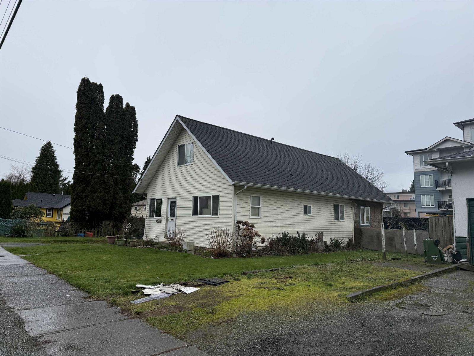 46063 CLEVELAND AVENUE|Chilliwack Proper East