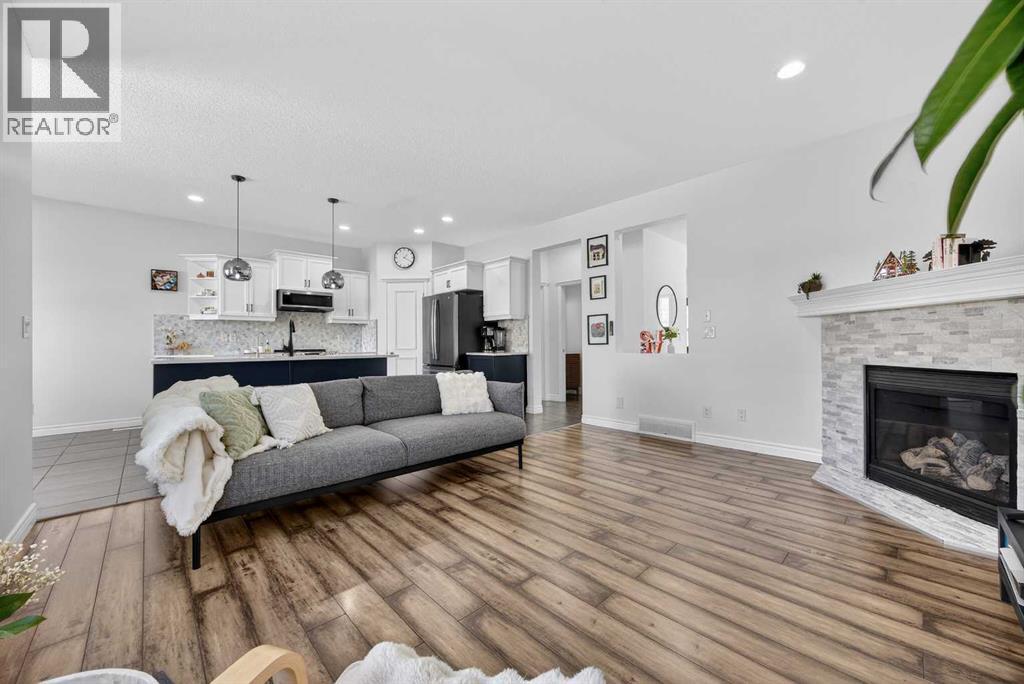 340 Prestwick Terrace SE