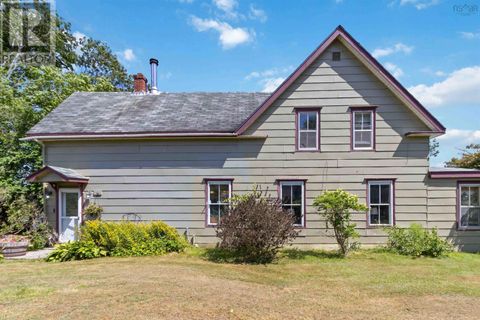 22 Hogg Lane Sheet Harbour NS B0J3B0