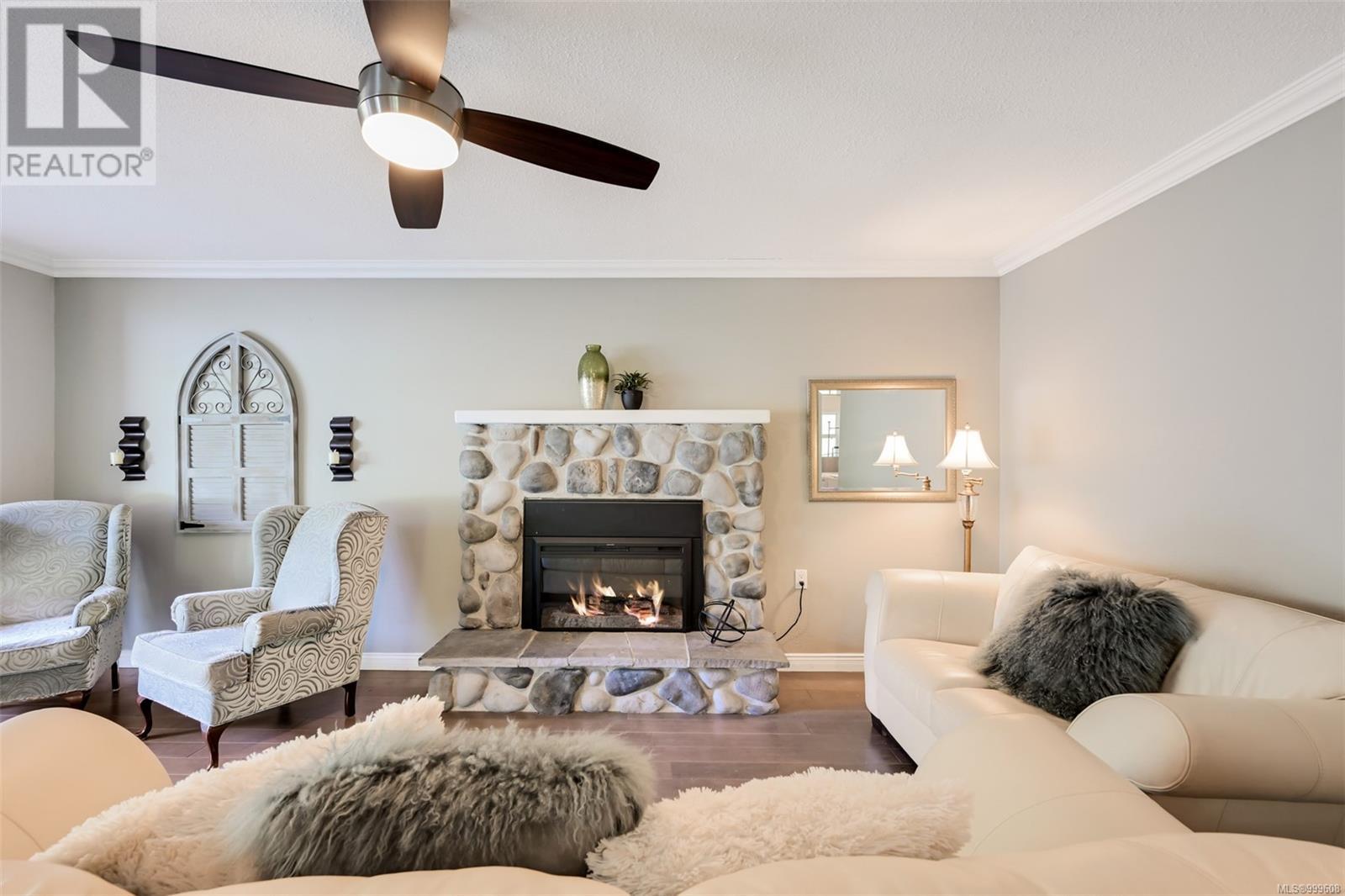 3037 Shoreview Dr