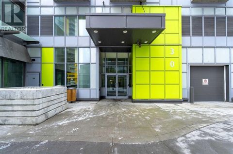 1106, 30 Brentwood Common NW Calgary AB T2L2L8