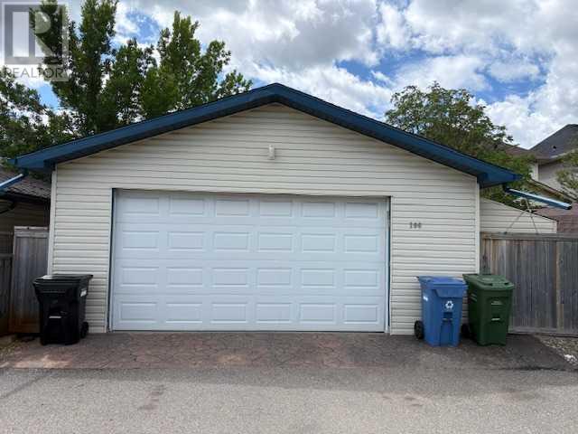 106 Elgin Way SE
