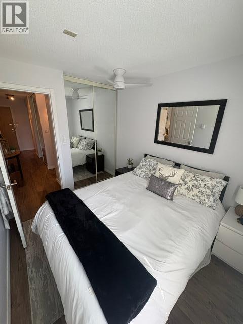 1282 Corbishley Avenue