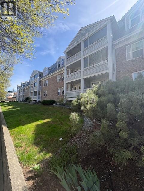 1282 Corbishley Avenue