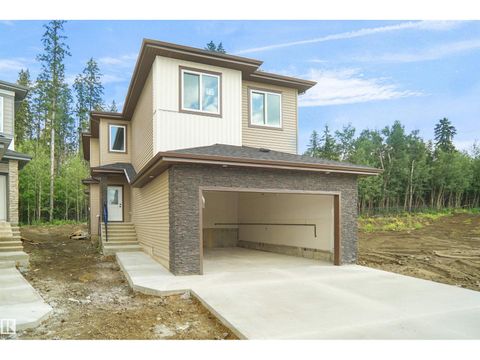 53 MEADOWGROVE LANE Spruce Grove AB T7X0W2