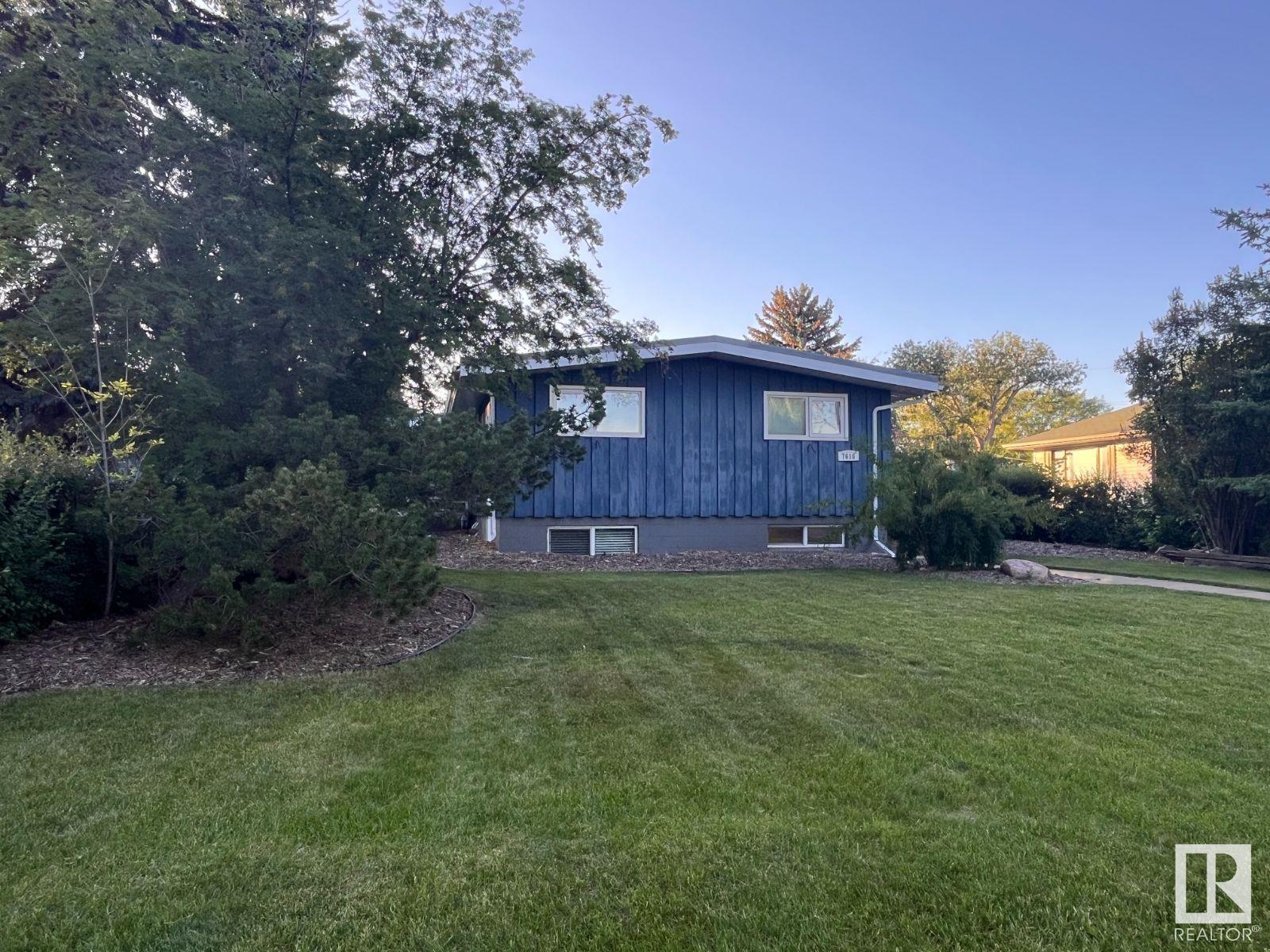 7616 95 AV NW