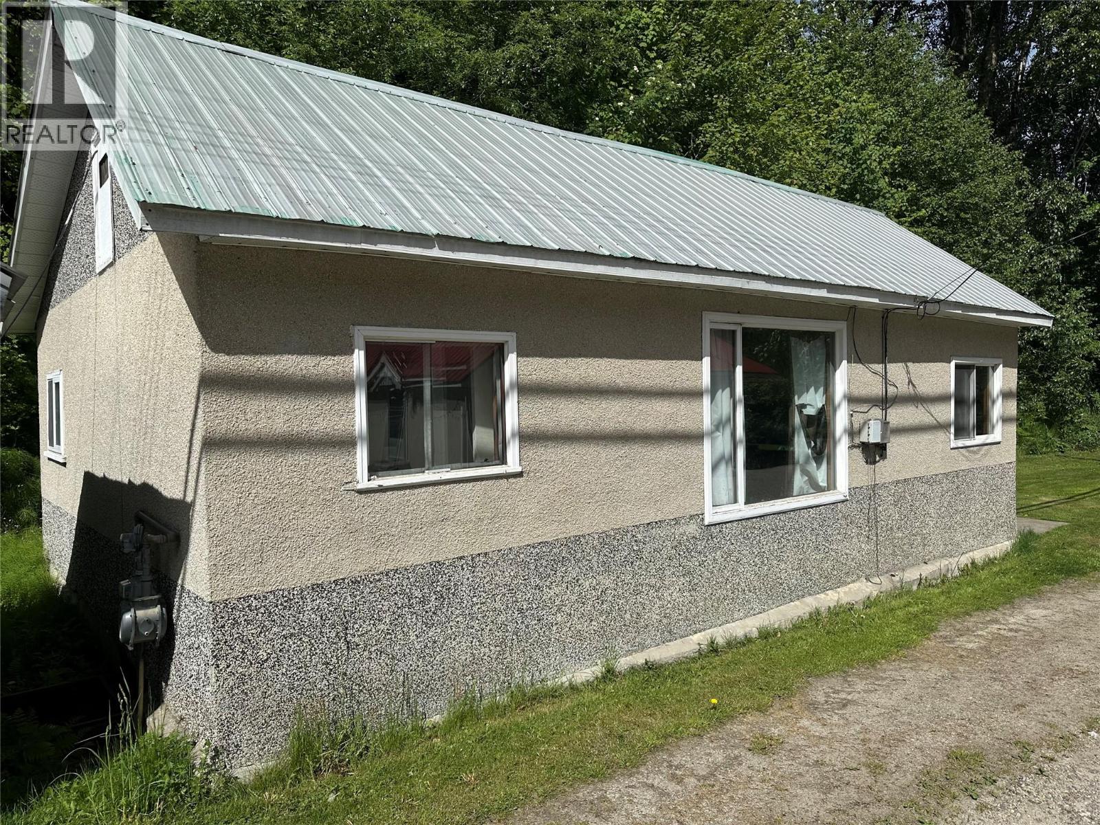 2404 Perrier Road