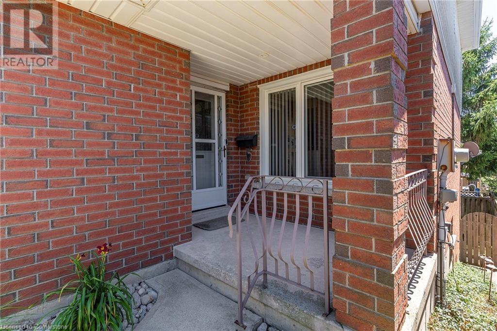50 OSSINGTON Drive