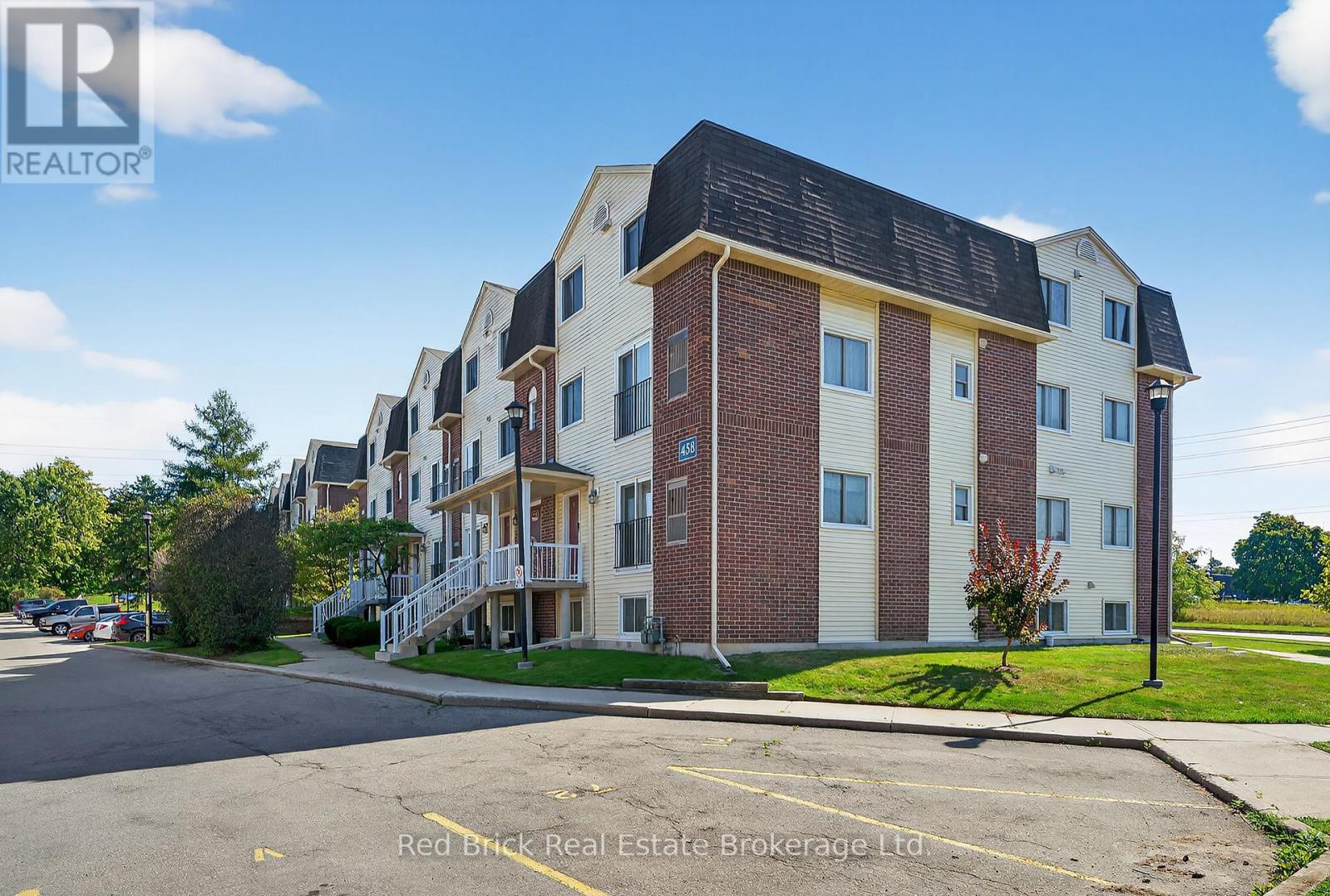 221 - 458 JANEFIELD AVENUE