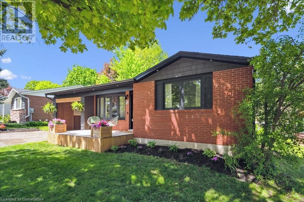 252 THORNCREST Drive