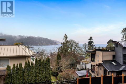 926 Grilse Lane Central Saanich BC V8M1B5