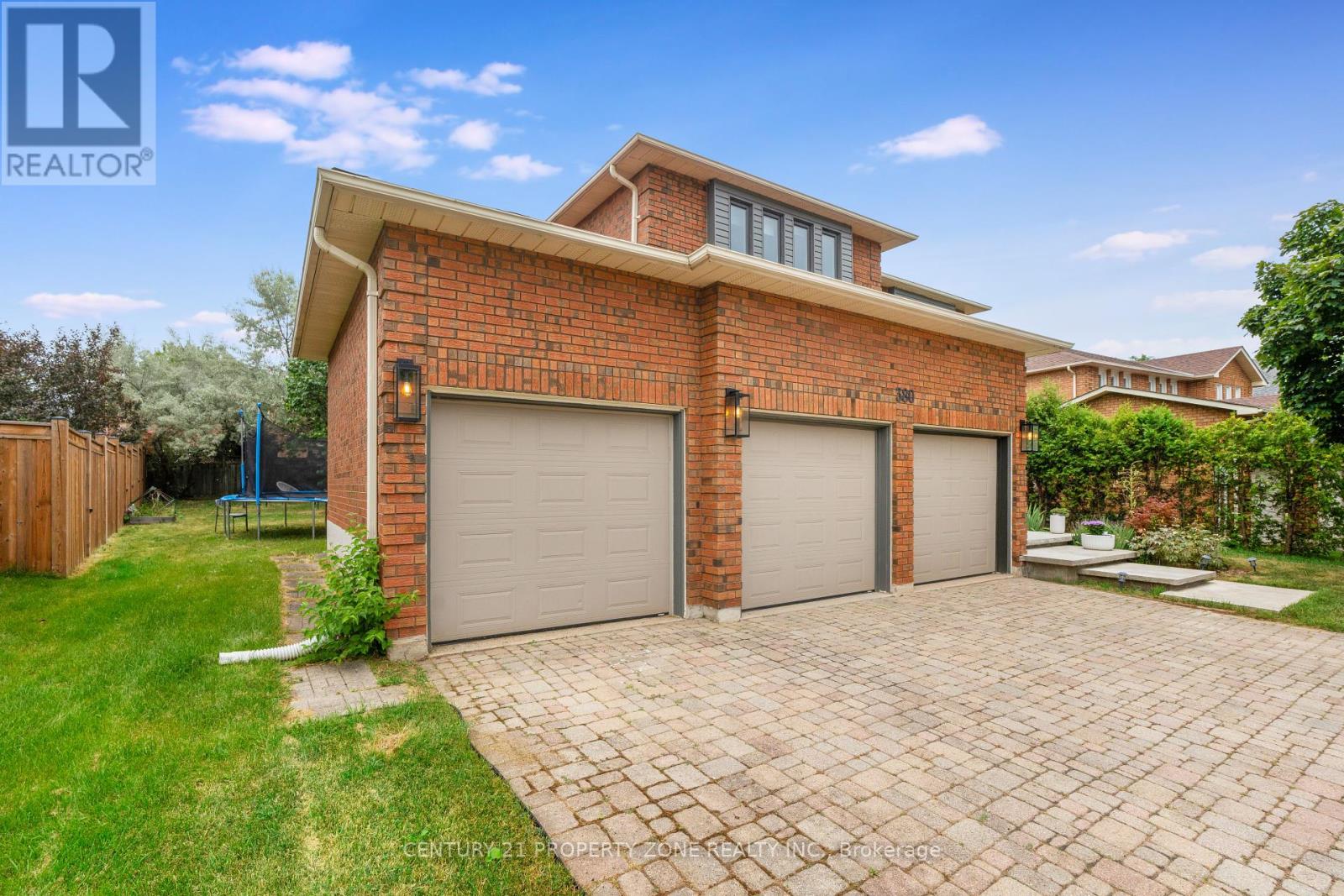 380 SUMMERCHASE DRIVE