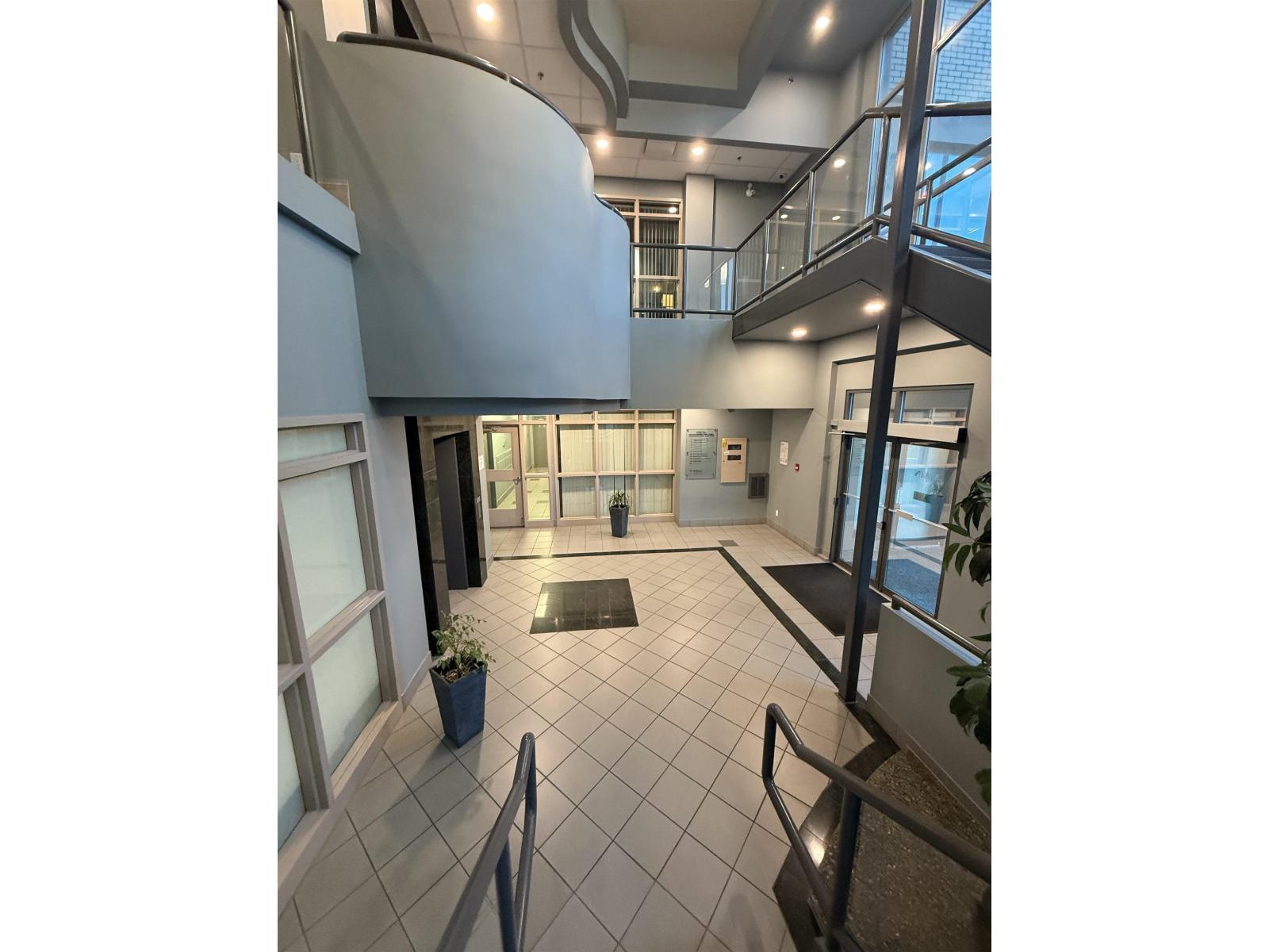 205 2692 CLEARBROOK ROAD