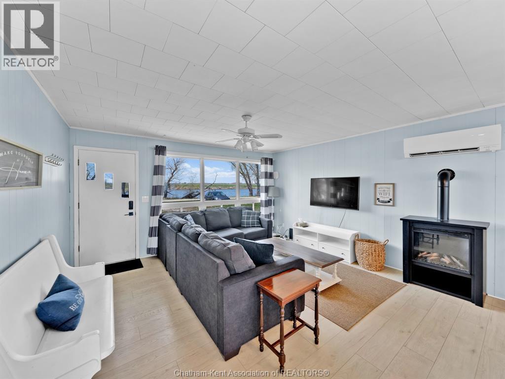 83 Marentette Beach DRIVE