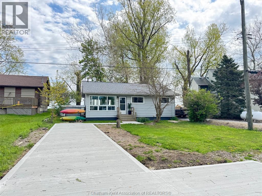 83 Marentette Beach DRIVE