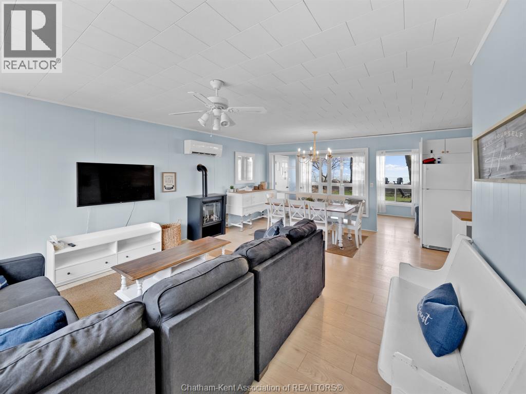 83 Marentette Beach DRIVE