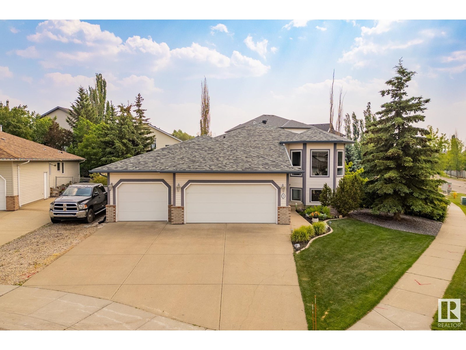 1 HIGHLAND WY