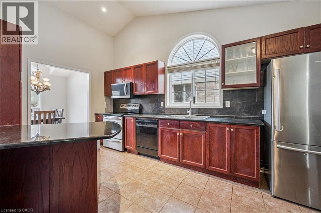44 MCNICHOL Drive