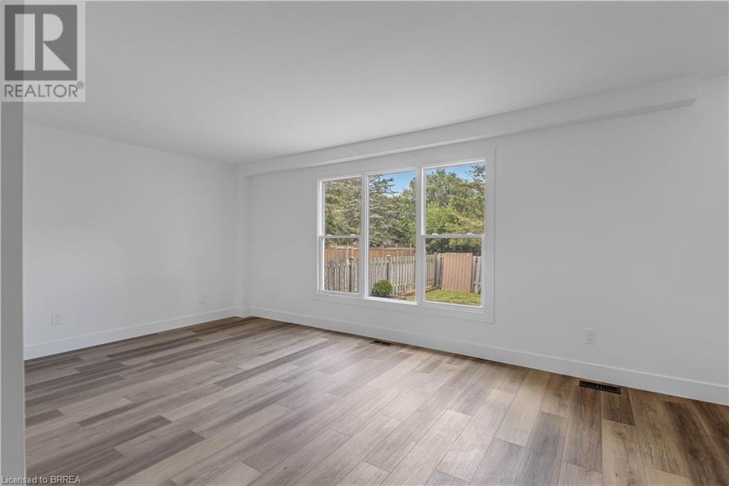 34 OAKHILL Drive Unit# 20B