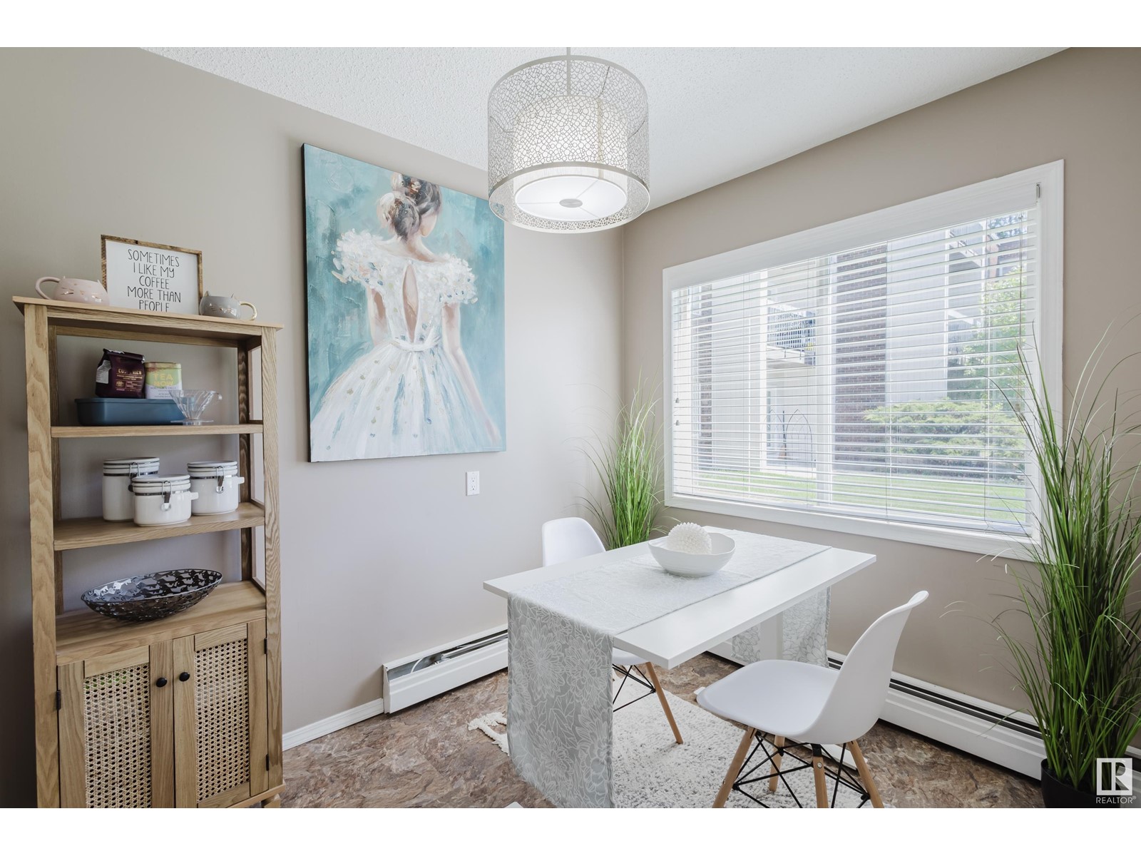 #105 11455 41 AV NW