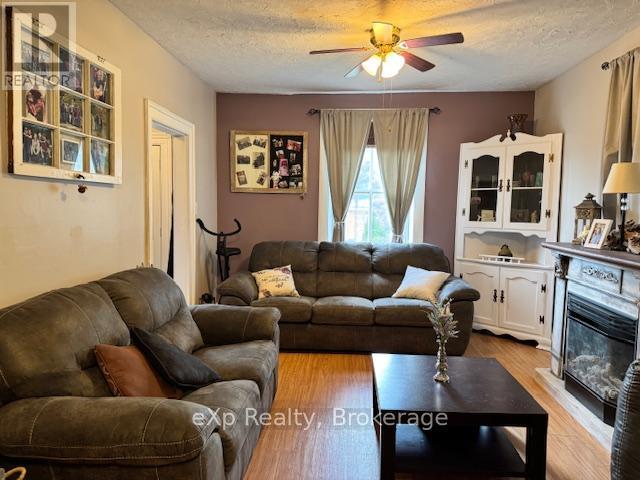 120 3RD AVENUE SW