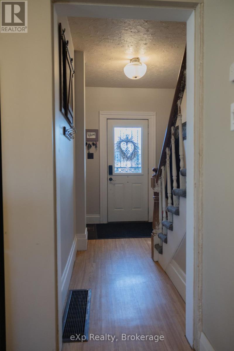 120 3RD AVENUE SW